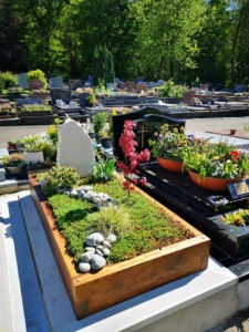 Un monument funéraire paysager